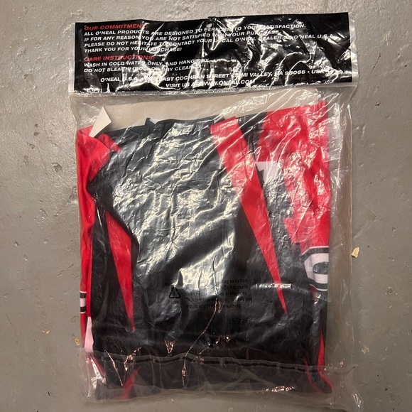 O'Neill Red and Black Long Sleeve Tee - Picture 2 of 2